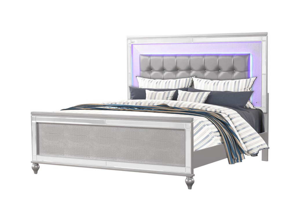 Elmo Silver Queen Bed