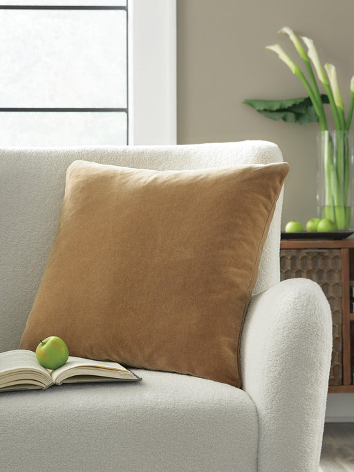 Jaxkins Camel Pillow - A1001139P