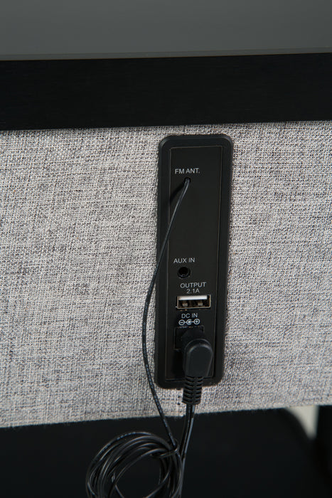 Jorvalee Accent Table - Gate FurnitureTable