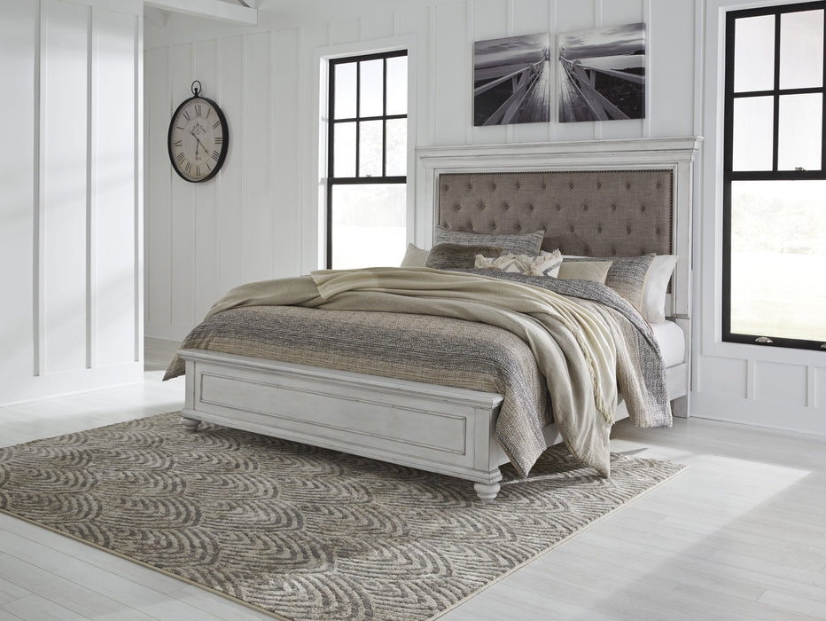 Kanwyn Whitewash King Upholstered Panel Bed - Gate FurnitureKing Bed