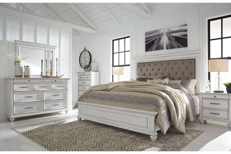 Kanwyn Whitewash Queen Panel Upholstered Bed - Lara FurnitureQueen Bed