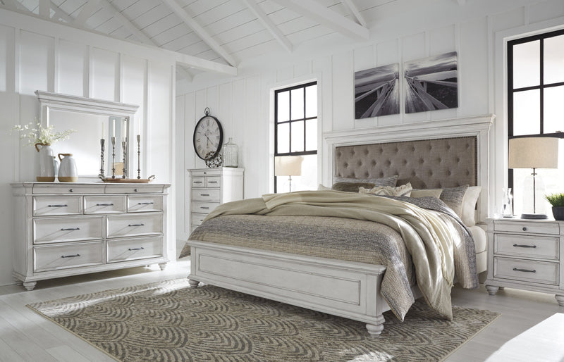 Kanwyn Whitewash Queen Upholstered Panel Bed - Gate FurnitureQueen Bed