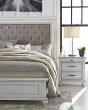 [EXCLUSIVE] Kanwyn Whitewash Upholstered Panel Bedroom Set - Lara FurnitureBedroom Set