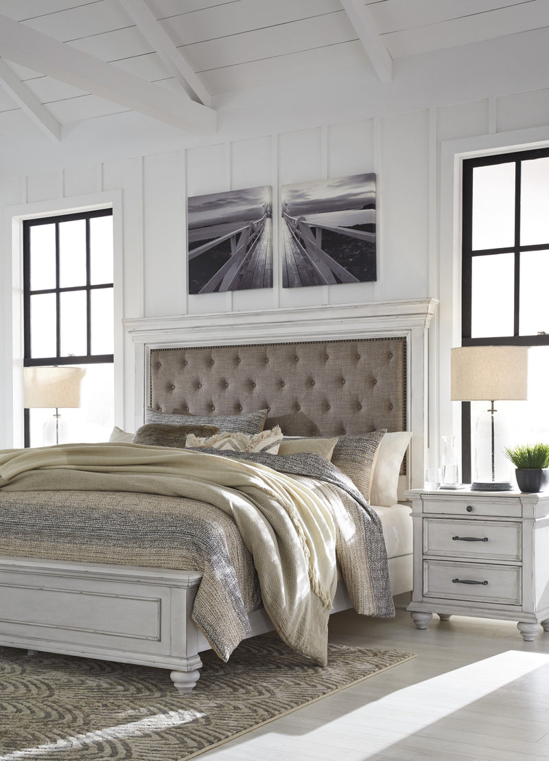 [EXCLUSIVE] Kanwyn Whitewash Upholstered Panel Bedroom Set - Lara FurnitureBedroom Set