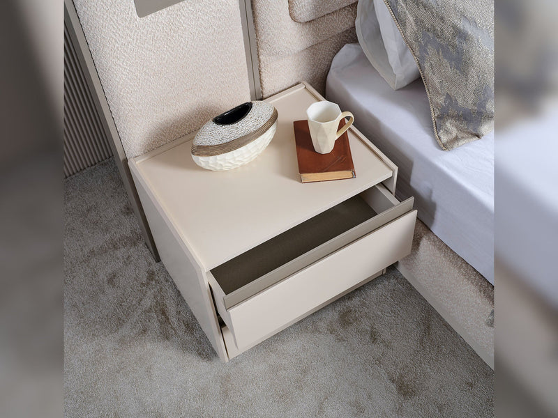 Kapadokya Bedroom (Queen Frame With Headboard & Dresser With Mirror & Ottoman & 2 Nightstand) - 200-KAP-150-QB-SET