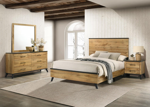 Kaywood 4-piece Eastern King Bedroom Set Natural Pine - 225001KE-S4