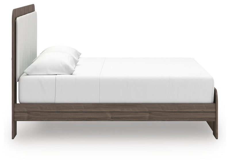 Kendanport King Platform Bed, Dresser, Mirror and Nightstand - PCB1108B12