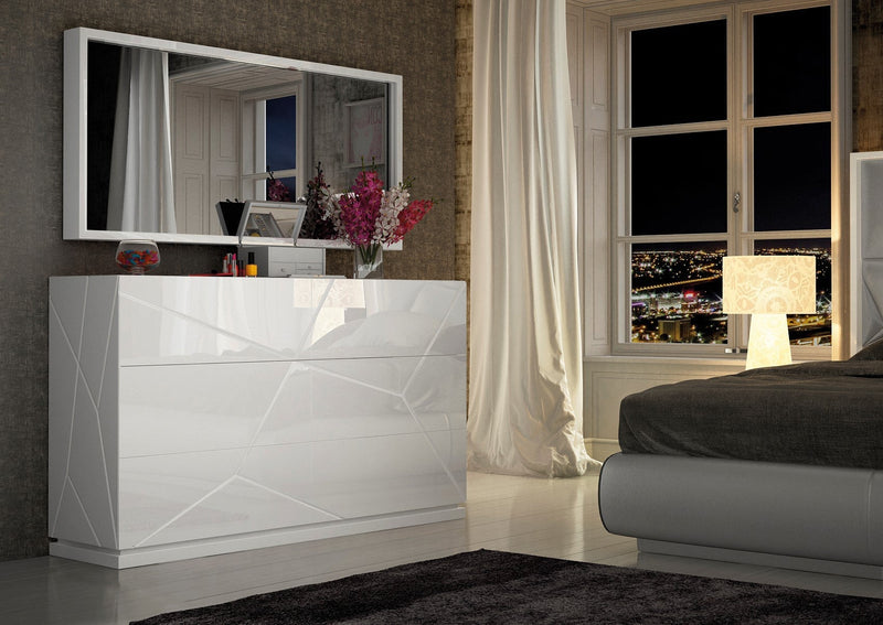 Kiu Dressers / Mirrors Set - Lara Furniture