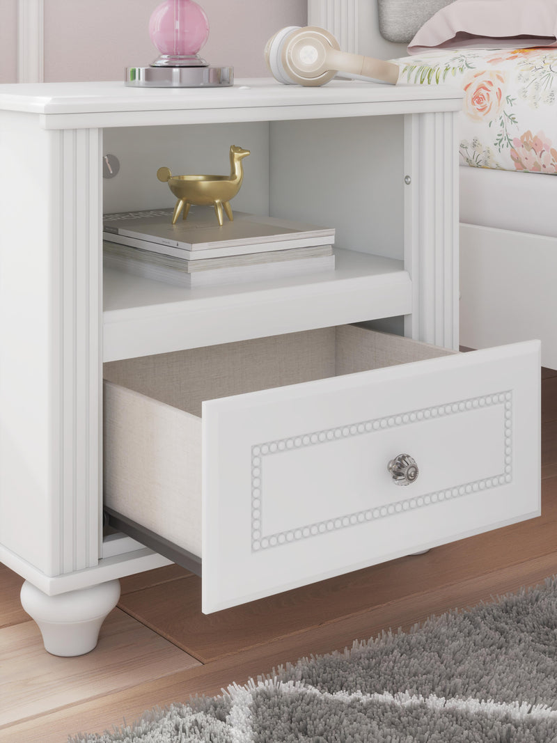 Kozlani Full Upholstered Panel Bed, Dresser, Mirror and Nightstand in White - PKG023802