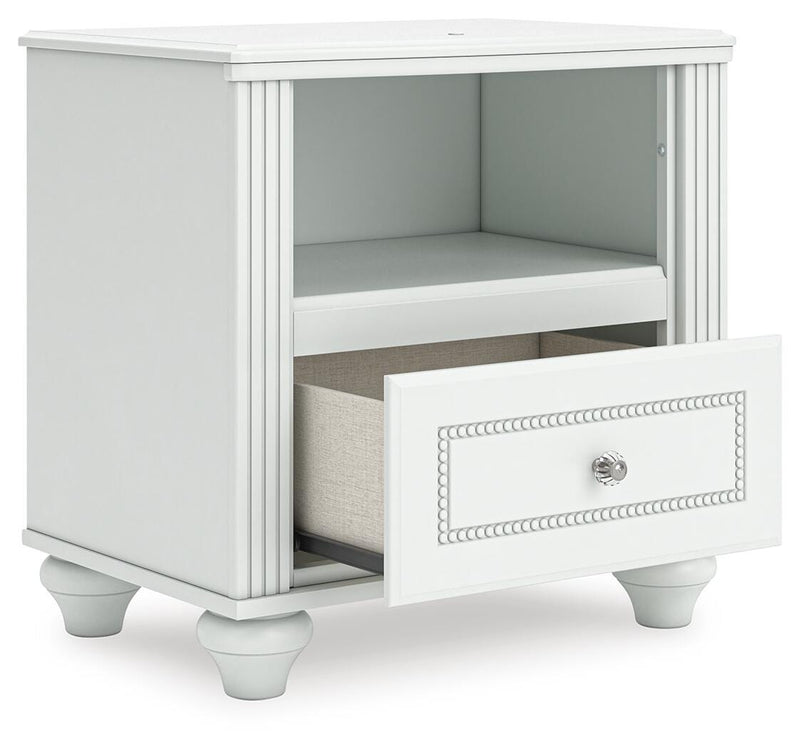 Kozlani White Nightstand - PCB1819-91