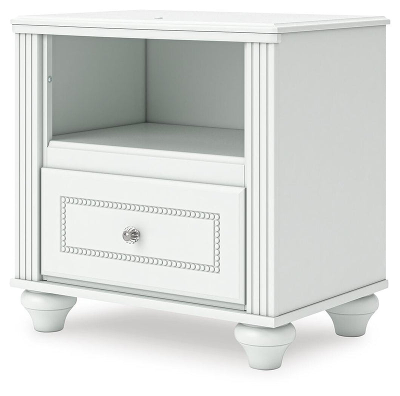 Kozlani White Nightstand - PCB1819-91