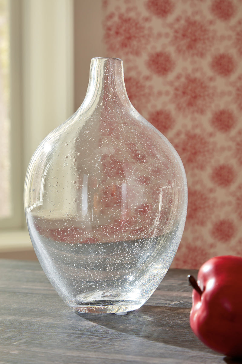 Kurthorne Clear Vase - A2900027