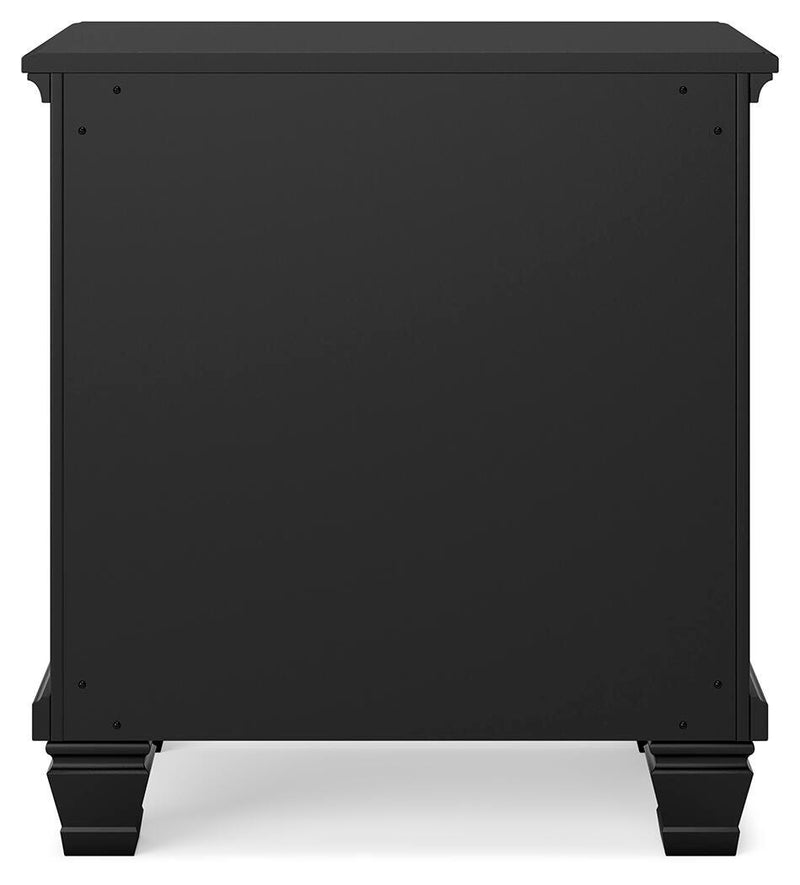 Lanolee California King Panel Bed, Dresser, Chest and 2 Nightstands - B687B32