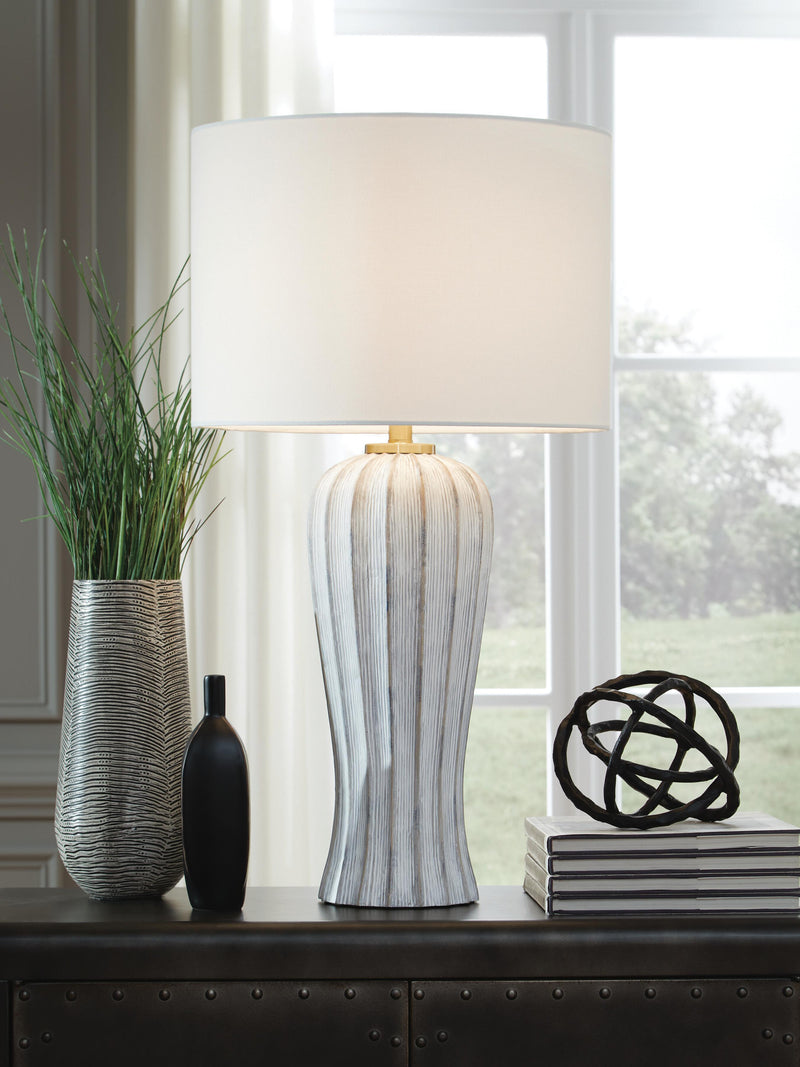 Lanwell Antique Gray Table Lamp - L235894