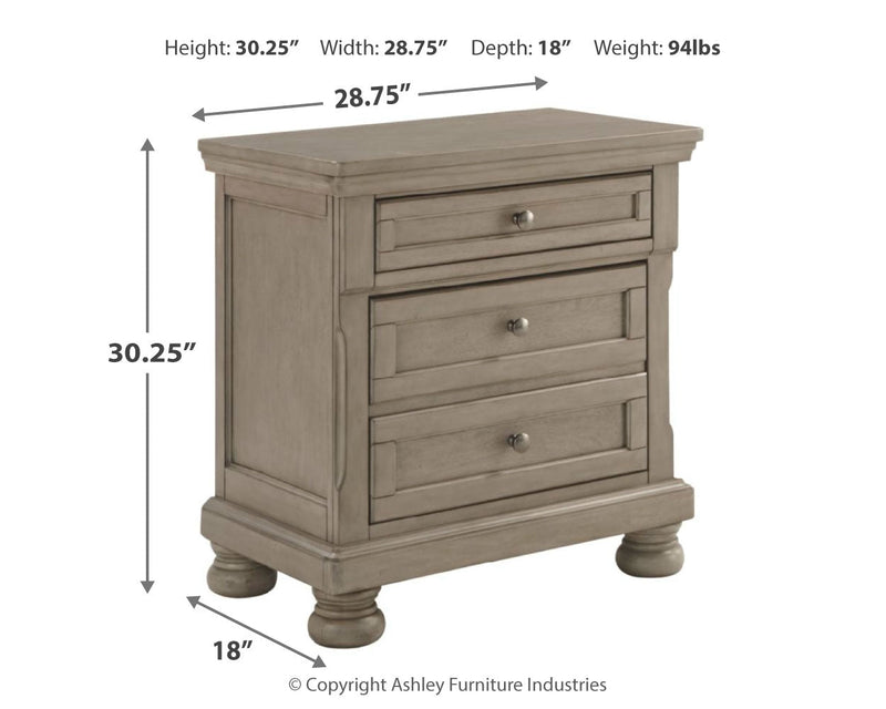 Lettner California King Panel Bed with Mirrored Dresser, Chest and 2 Nightstands in Light Gray from Ashley - Lara Furniture
