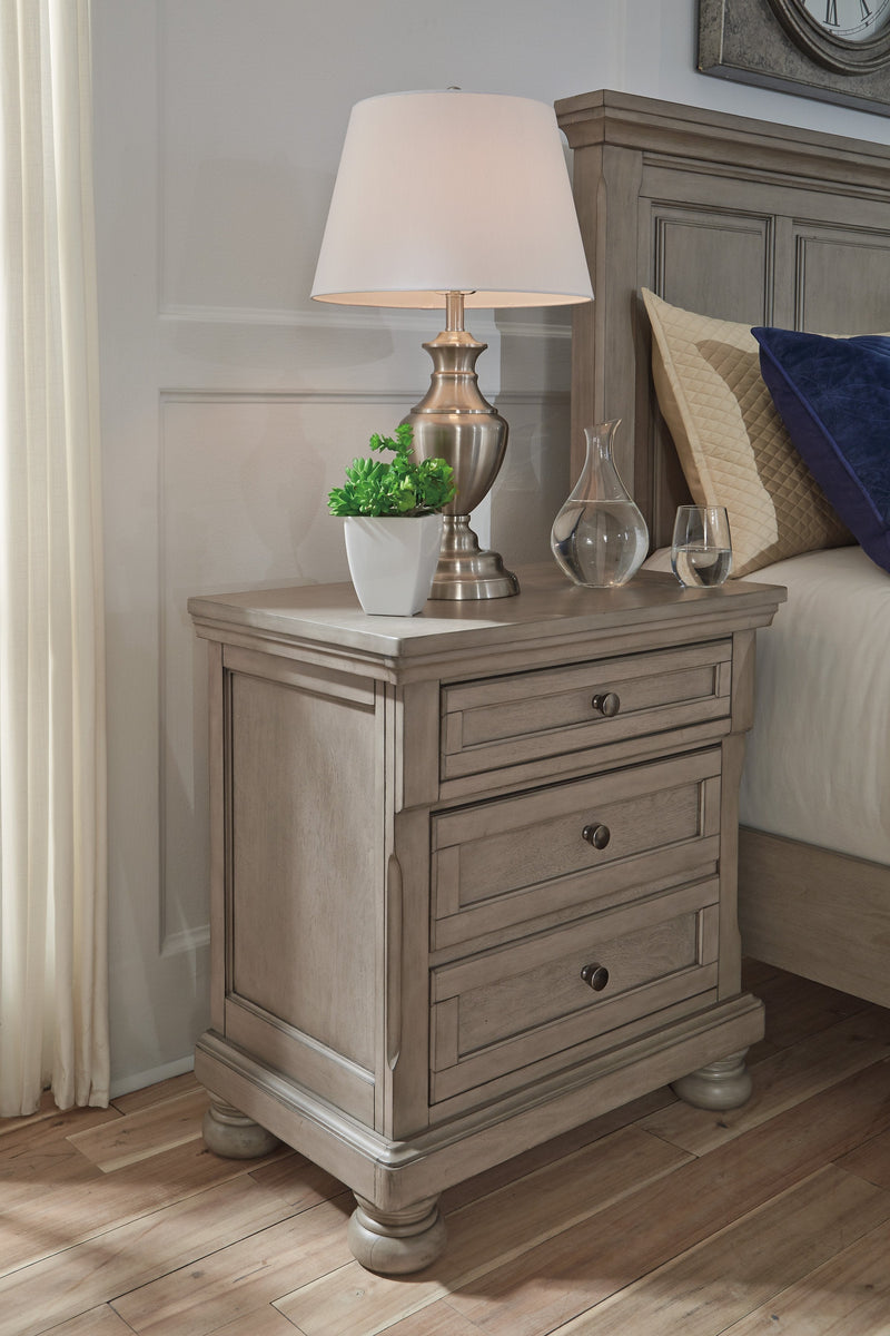 Lettner Light Gray Sleigh Bedroom Set - Lara FurnitureBedroom Set