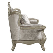 Libertee Loveseat w/3 Pillows - LV03821