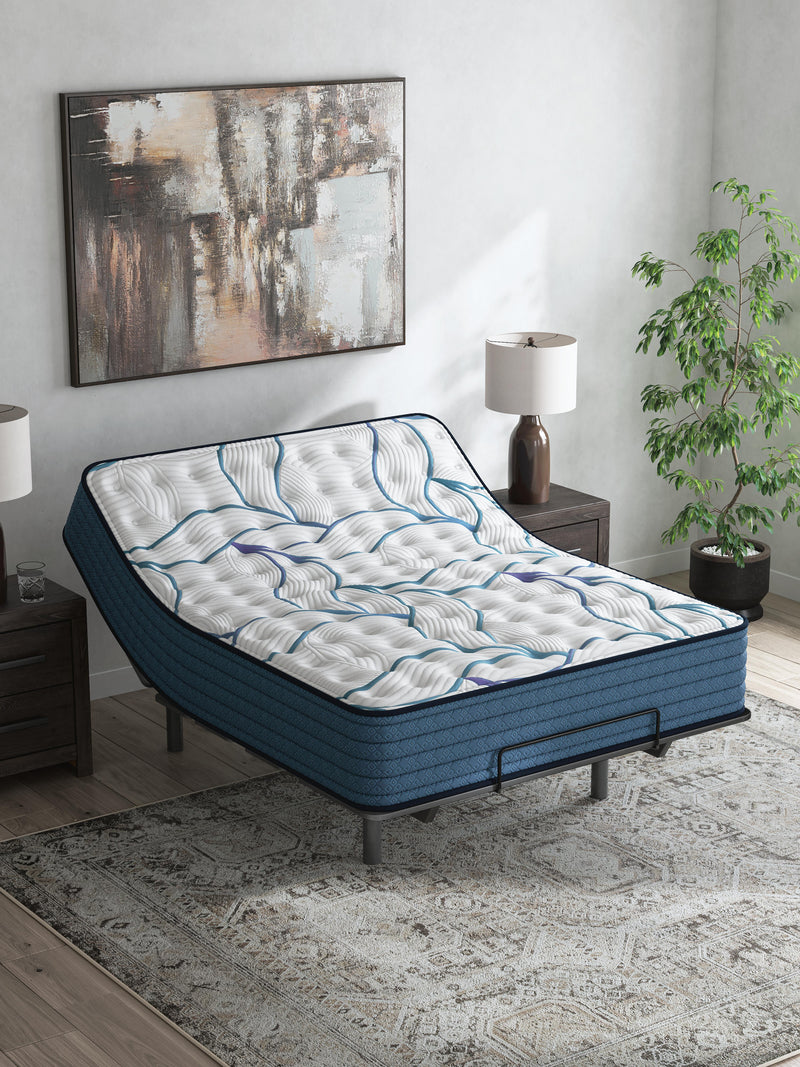 Limited Edition Firm 3.0 White King Mattress - M45041