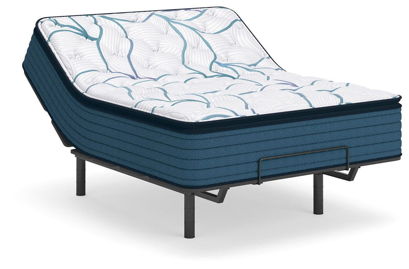 Limited Edition Plush PT 3.0 White California King Mattress - M45251