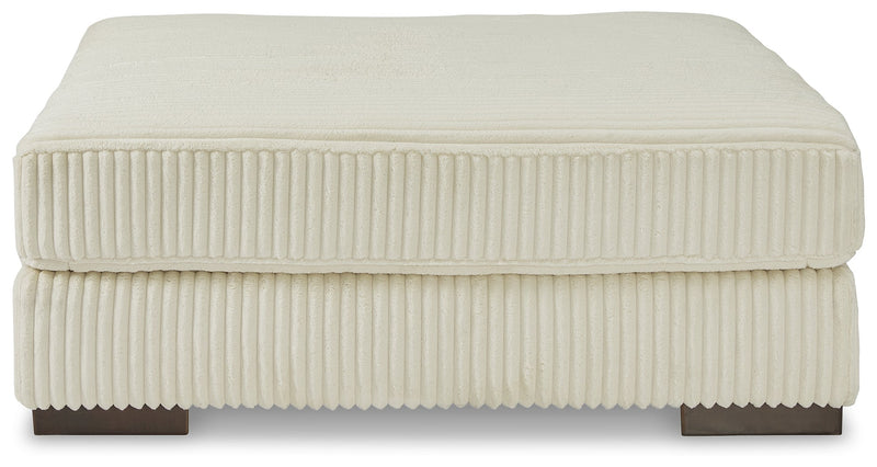 Lindyn Oversized Accent Ottoman - Lara FurnitureOttoman