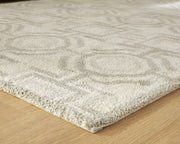 Maconville Ivory/Gray Large Rug - R407321