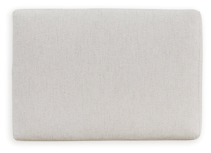 Maitelynn Chalk Ottoman - 4820214