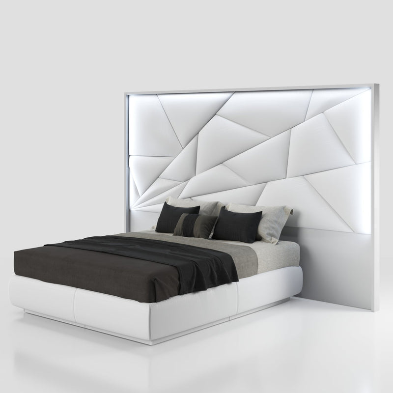 Majesty Bedroom W/Light And Kiu Cases Set - Lara FurnitureBedroom Set