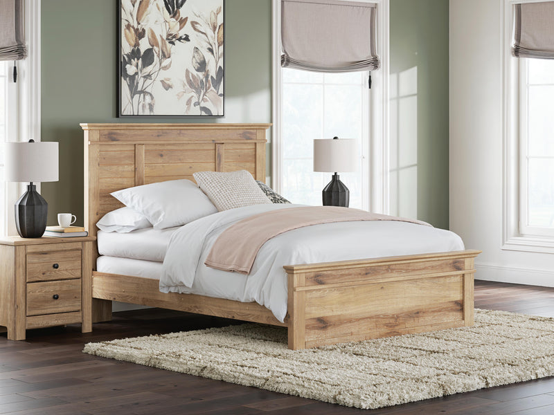 Makidern Queen Panel Bed, Dresser and Mirror - PCB1170B3