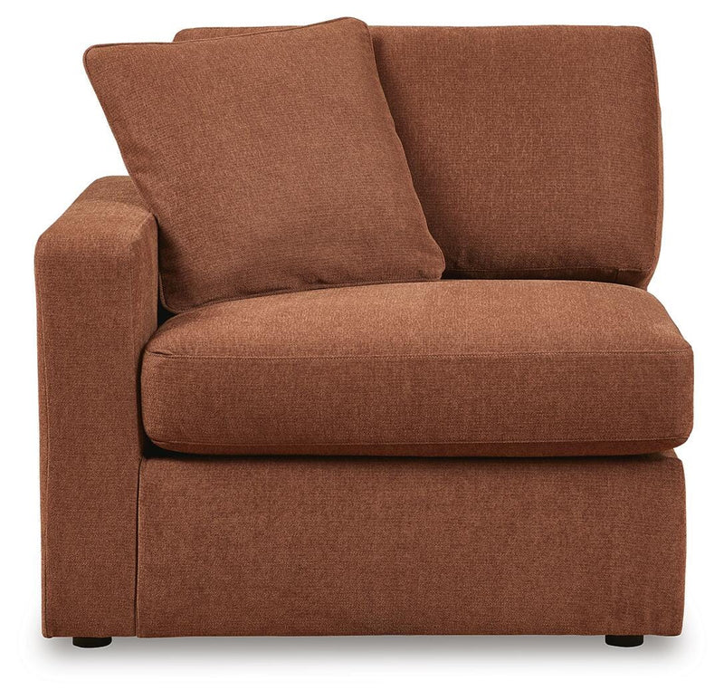 Modmax 7-Piece Sectional and 2 Ottomans - 92102U25