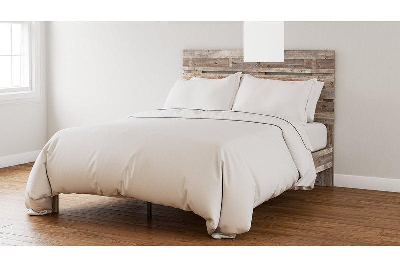 Neilsville Whitewash Queen Panel Platform Bed - Gate FurnitureQueen Bed