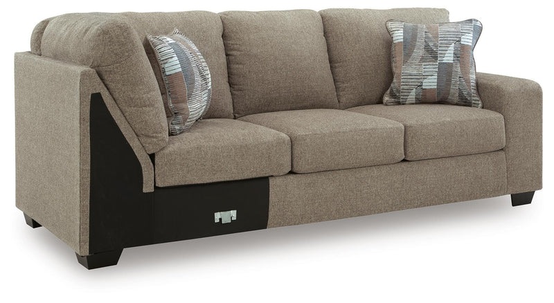 Newellen 3-Piece Sectional and Oversized Ottoman - 48404U1