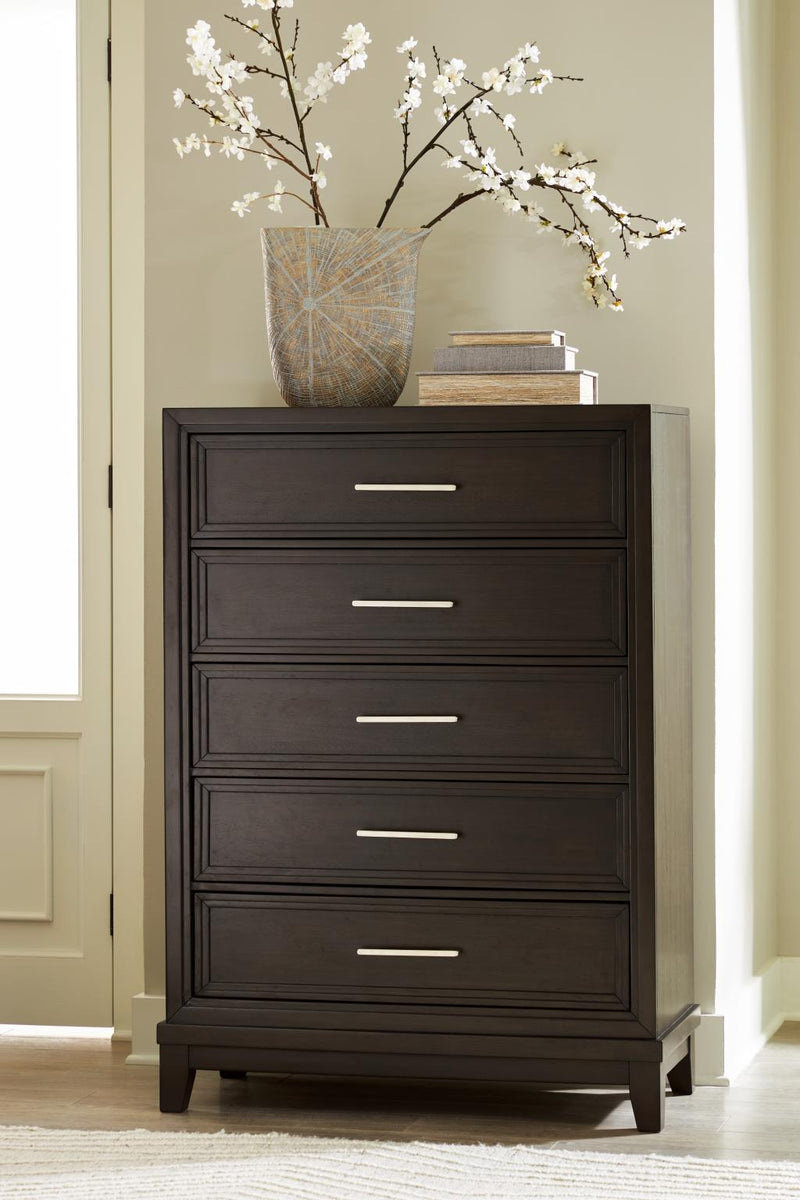 Neymorton Chest of Drawers - B618-46