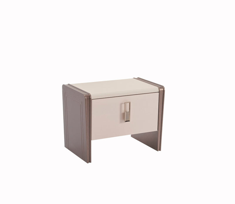 Nirvana Bedroom (Queen Bed & Dresser With Mirror & Ottoman & 2 Nightstand With Back ) - 120-NIR-SET