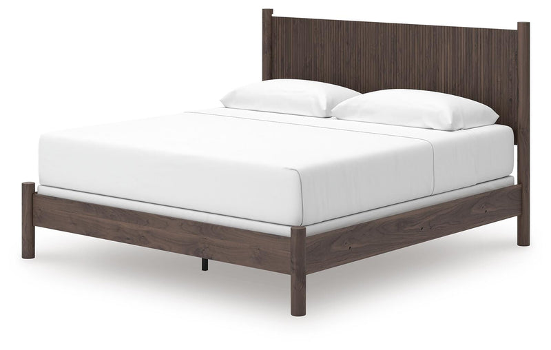 Pamytta King Panel Bed, Dresser and Mirror in Brown - PKG022735