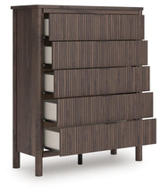 Pamytta Queen Panel Bed, Dresser, Mirror and Chest in Brown - PKG022713