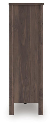 Pamytta Queen Panel Platform Bed, Dresser, Mirror and Chest in Brown - PKG022677