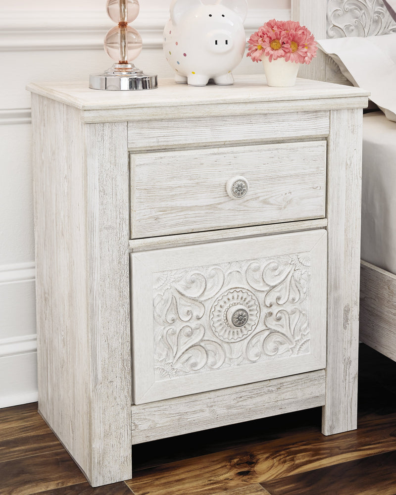 Paxberry Queen Panel Bed with Mirrored Dresser and 2 Nightstands in Whitewash from Ashley - Lara Furniture