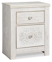 Paxberry Whitewash Queen Panel Bed, Chest and Nightstand - B181B28