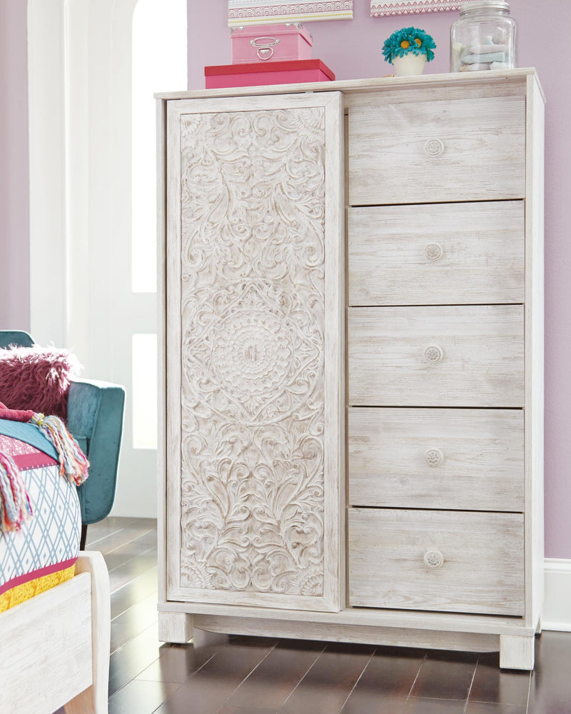 Paxberry Whitewash Queen Panel Bed, Chest and Nightstand - B181B28
