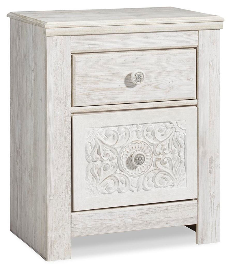 Paxberry Whitewash Queen Panel Bed, Dresser, 2 Chests and 2 Nightstands - B181B31