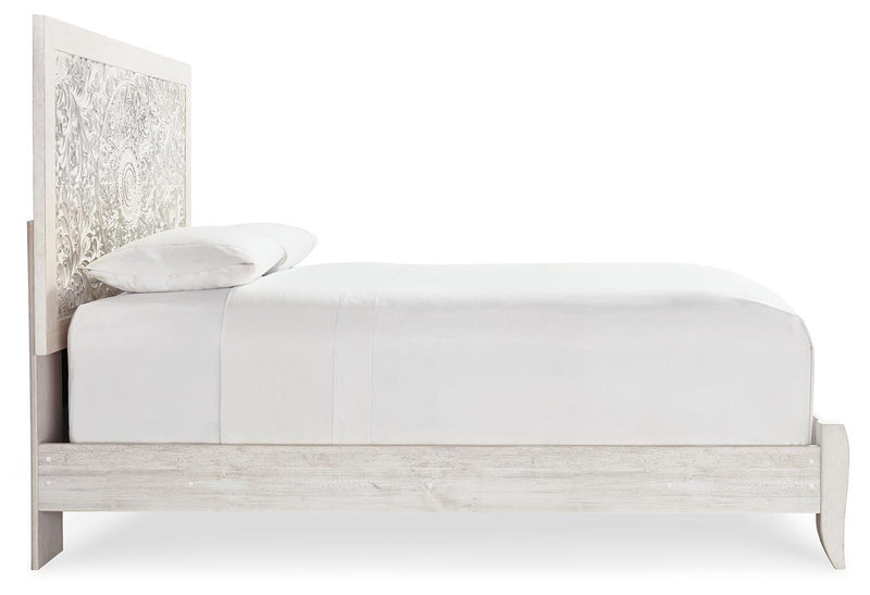 Paxberry Whitewash Queen Panel Bed, Dresser and Chest - B181B34