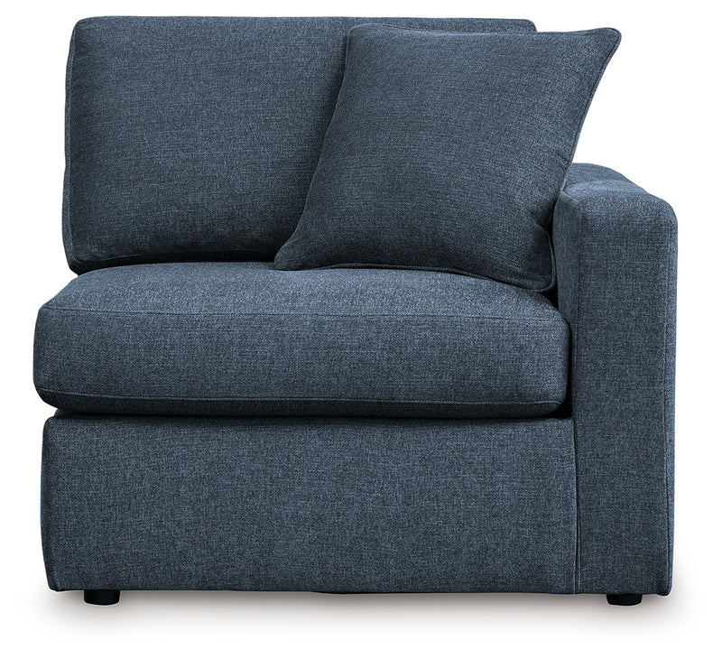 Pillar Peak Ink Right-Arm Facing Corner Chair - 9210165