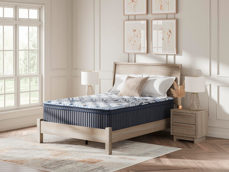 Plush Luxe 2.0 Blue California King Mattress - M49751