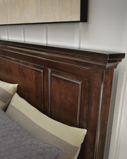 Porter Rustic Brown Queen Panel Storage Bed - B697B42