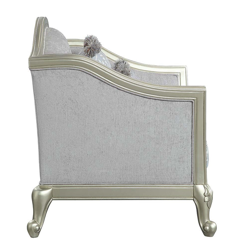 Qunsia Loveseat W/4 Pillows - LV01118