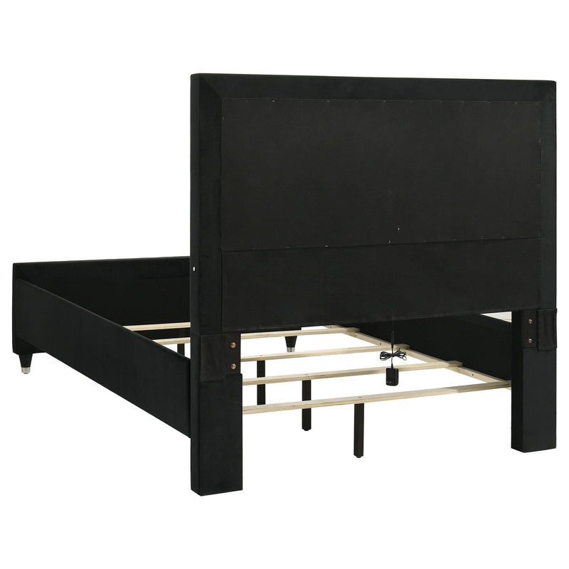 Ravenne 5-piece Velvet Upholstered Queen LED Bedroom Set Black - 223191Q-S5