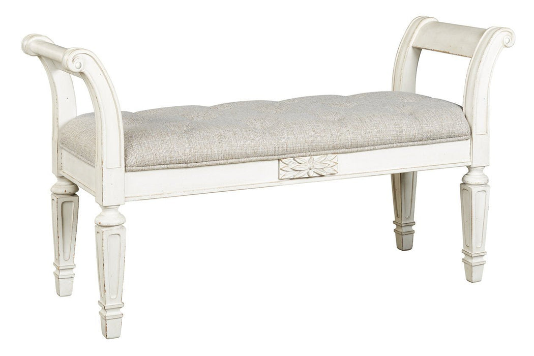 Realyn Antique White Accent Bench - Gate FurnitureAccent Bench