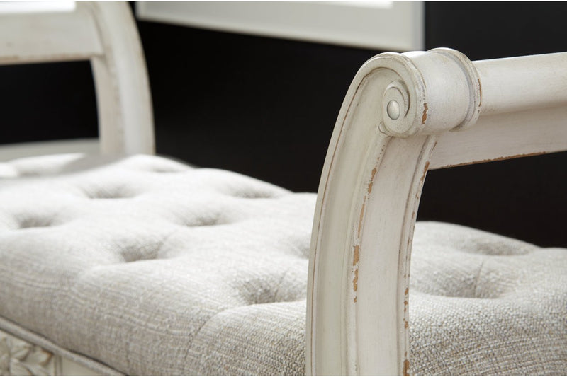 Realyn Antique White Accent Bench - Lara FurnitureAccent Bench