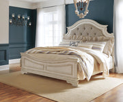 Realyn King Panel Bed, Dresser, Chest and 2 Nightstands - B743B97