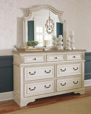 Realyn Queen Sleigh Bed with Mirrored Dresser and 2 Nightstands in Chipped White - PKG006670